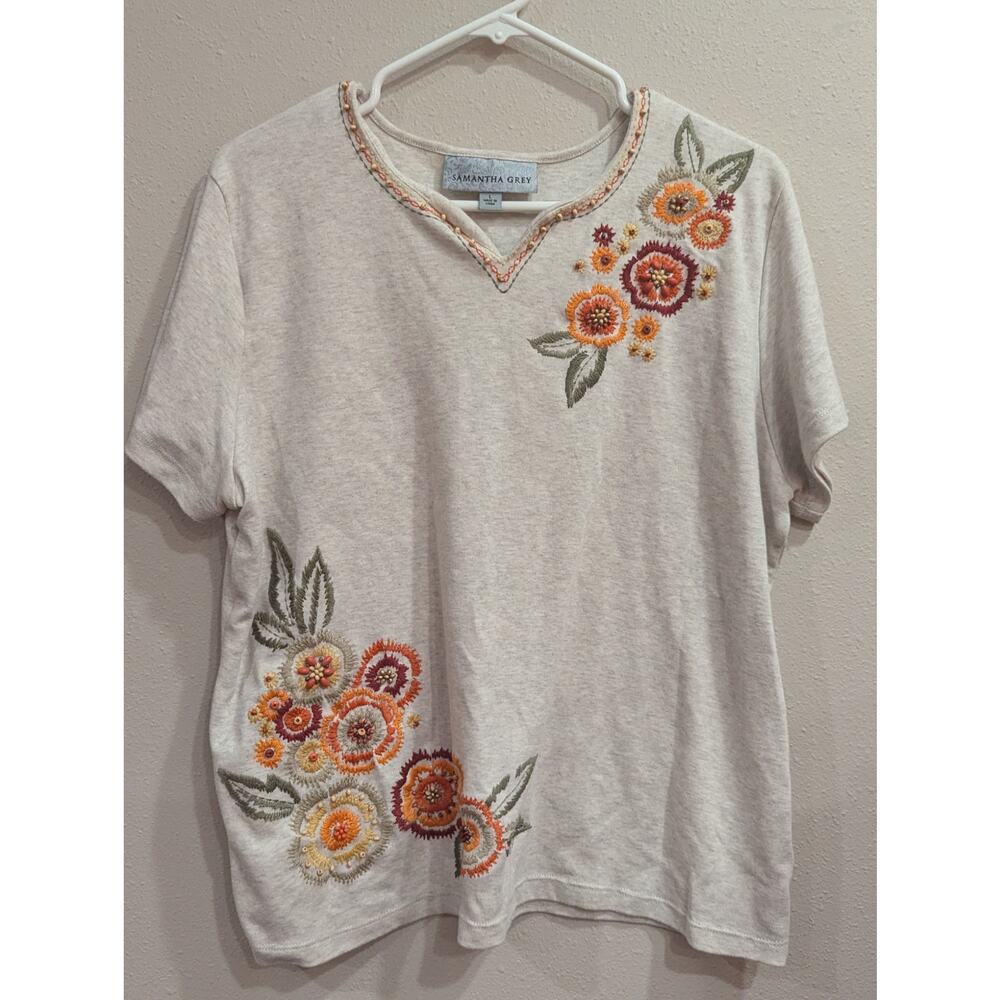 Gorgeous simple cream & orange floral embroidered top by Samantha Grey size L